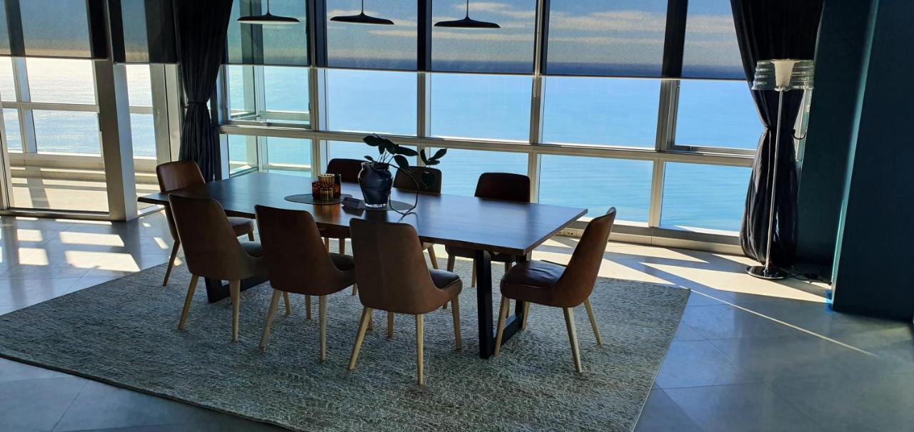 Resort Q1 & - Official Gold Coast
