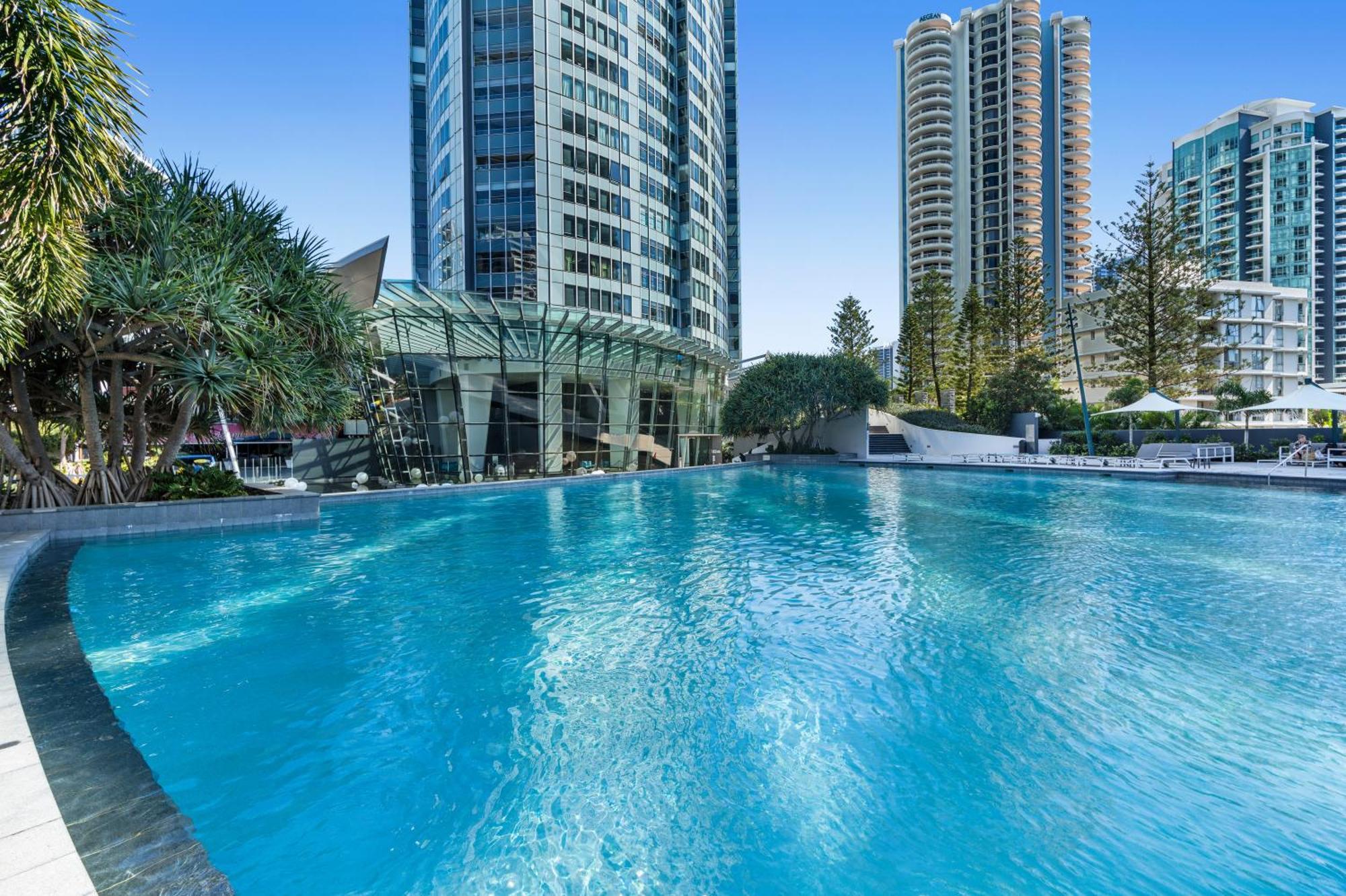 Q1 & - Official Resort