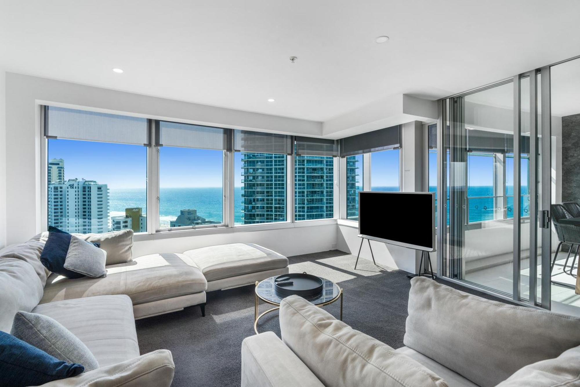 Resort Q1 & - Official Gold Coast