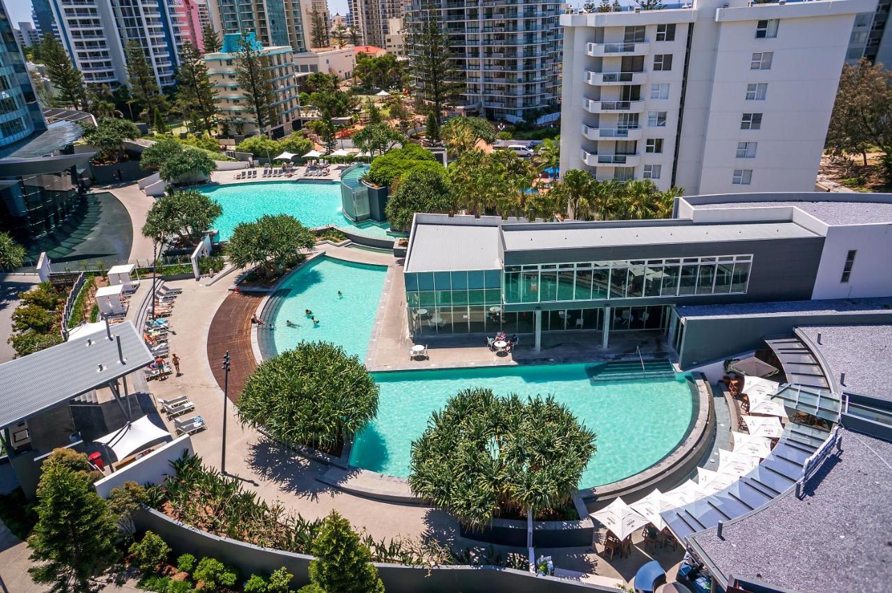 Q1 & - Official Resort 4*